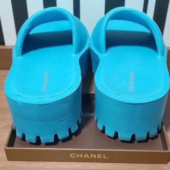 JEFFREY CAMPBELL Bae Platform Sandals 40 9 Bright Blue Chunky Rubber Slides - Picture 8 of 16